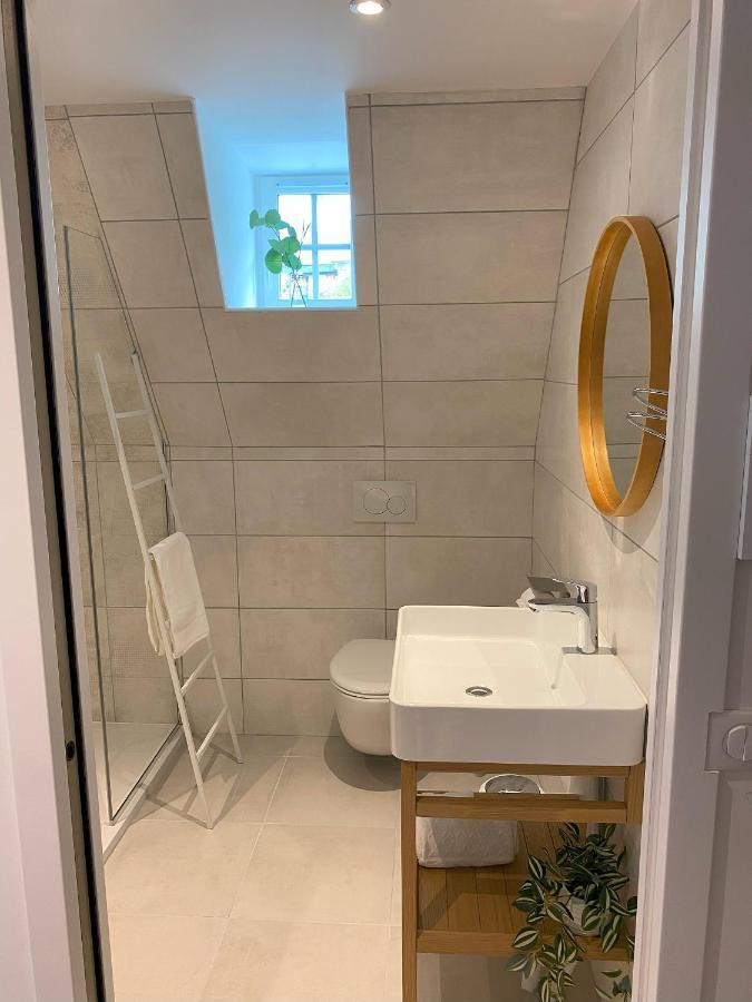 White House, Maison D'Hotes Villequier Luaran gambar