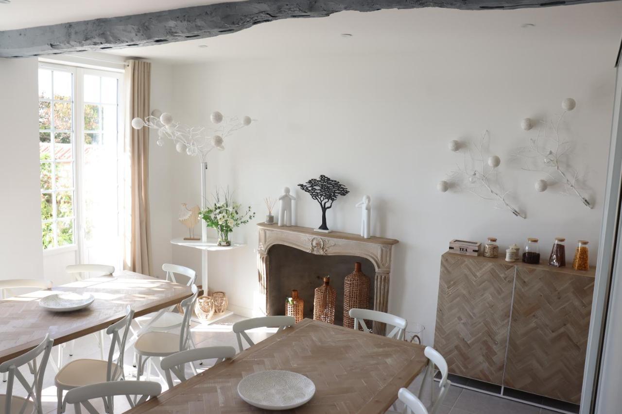 White House, Maison D'Hotes Villequier Luaran gambar